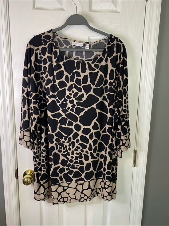 Susan Graver Tops - Susan Graver Black and Beige Giraffe Print Blouse